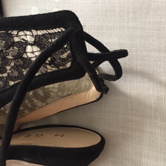 PRICE DROP!! M. Gemi Ninna lace pump - Picture 2 of 5